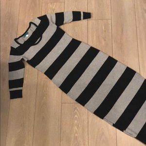 👗Anthropologie Pin + Larkin Maxi Dress Sexy Slits